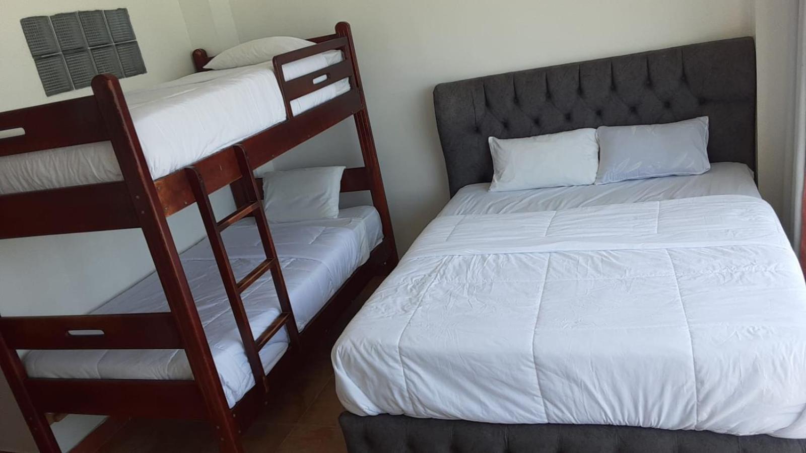 Hotel Paradise Beach Playas Ngoại thất bức ảnh