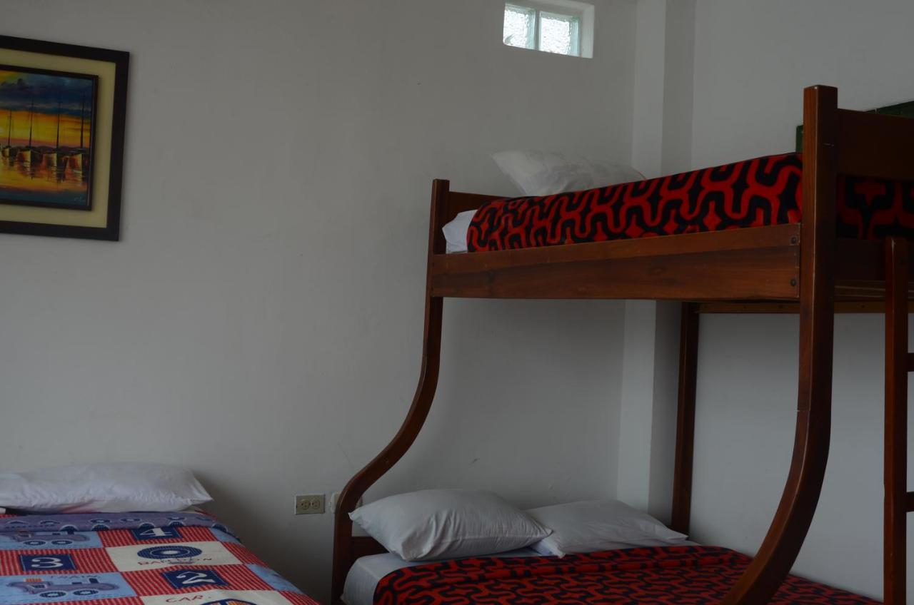 Hotel Paradise Beach Playas Ngoại thất bức ảnh